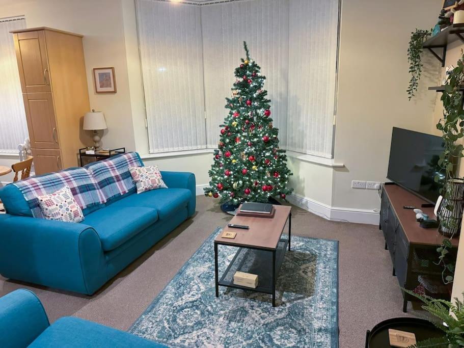 Private Parking, Central Llandudno, King Bed With Ensuite At Clement Lodge Exterior foto