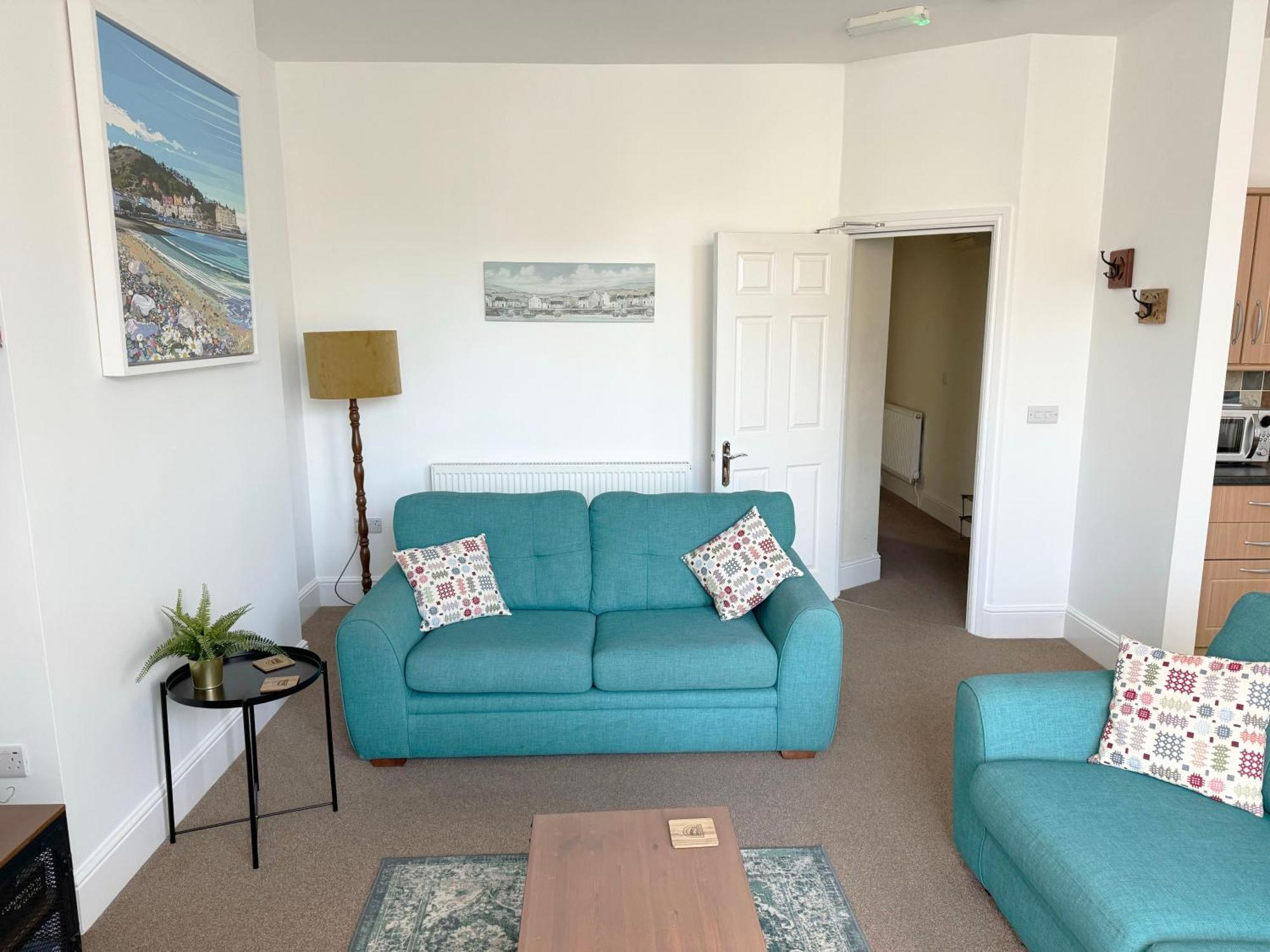 Private Parking, Central Llandudno, King Bed With Ensuite At Clement Lodge Exterior foto